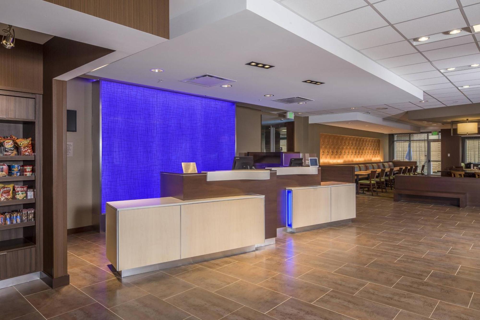 Fairfield Inn & Suites By Marriott Pittsburgh North/Mccandless Crossing McCandless Township Eksteriør billede